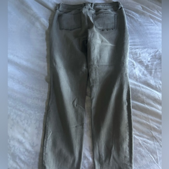 Tommy Bahama high rise ankle jeans grey size 29 x 28 - Picture 2 of 5